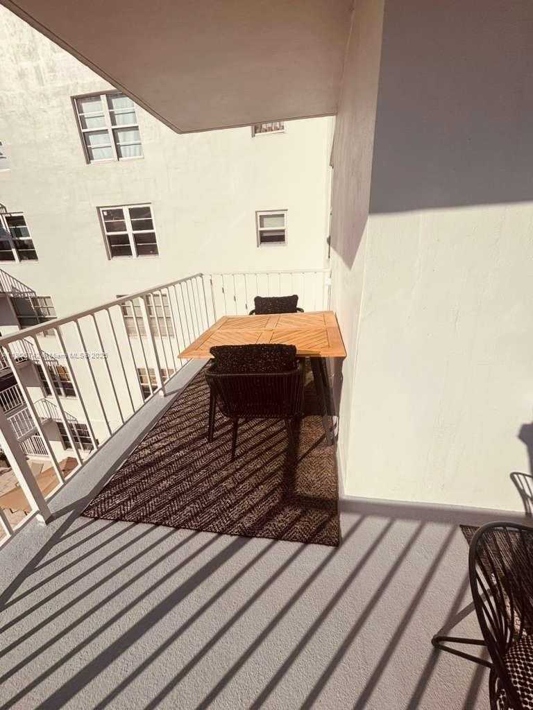 Small Image of 2829 INDIAN CREEK DR #603, Miami Beach Number 10