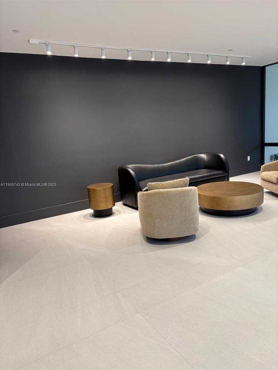 Small Image of 2829 INDIAN CREEK DR #603, Miami Beach Number 16