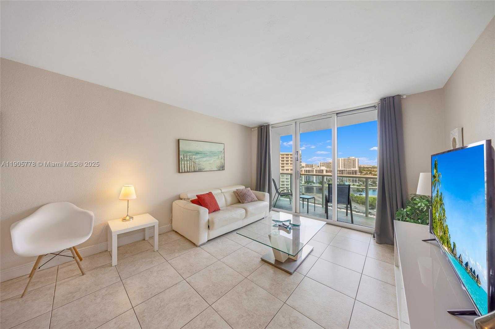 Small Image of 3801 SOUTH OCEAN DR #15R, Hollywood Number 4