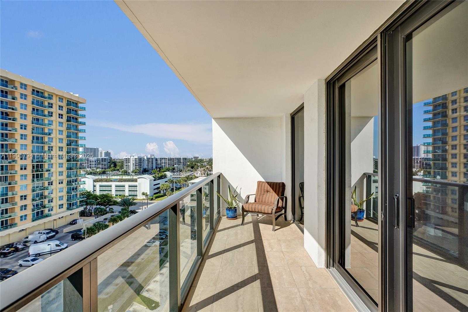 Small Image of 2301 SOUTH OCEAN DR #907, Hollywood Number 21