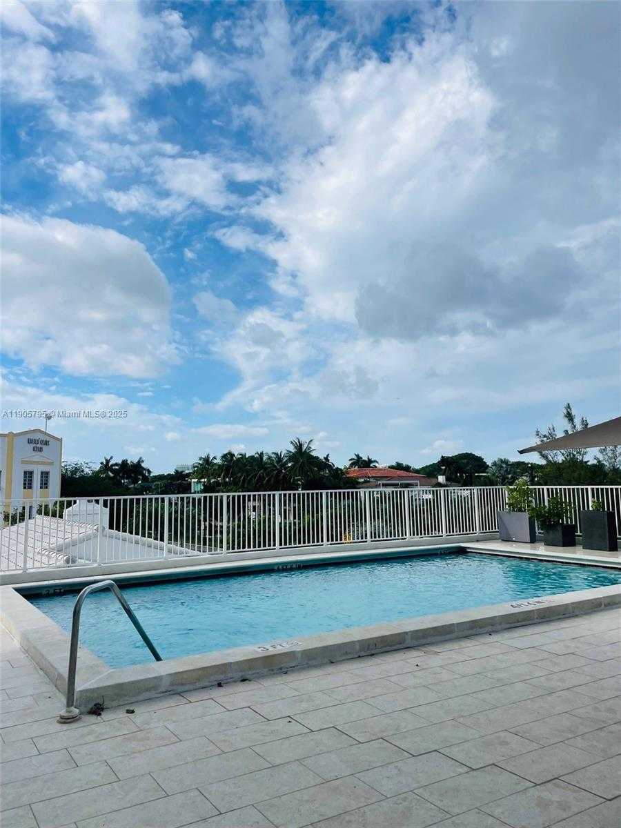 Small Image of 2829 INDIAN CREEK DR #1403, Miami Beach Number 33
