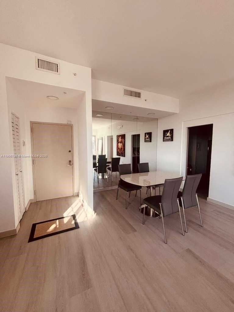 Small Image of 2829 INDIAN CREEK DR #1403, Miami Beach Number 4
