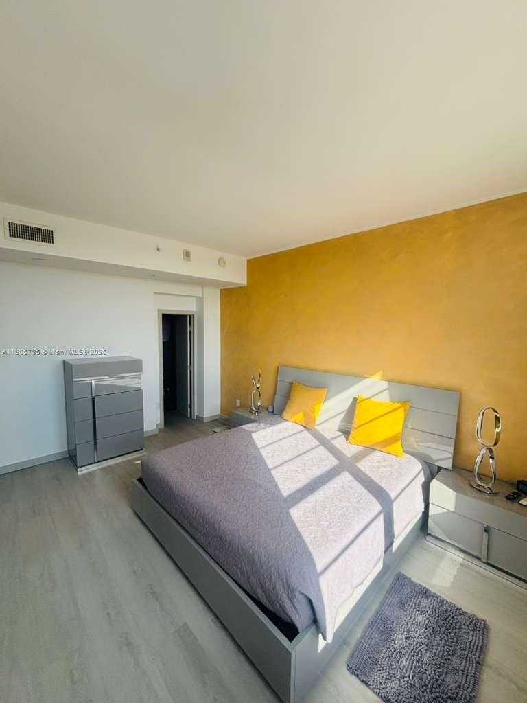 Small Image of 2829 INDIAN CREEK DR #1403, Miami Beach Number 6