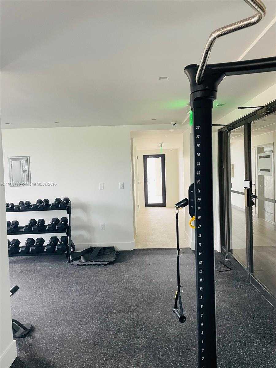 Small Image of 2829 INDIAN CREEK DR #608, Miami Beach Number 27