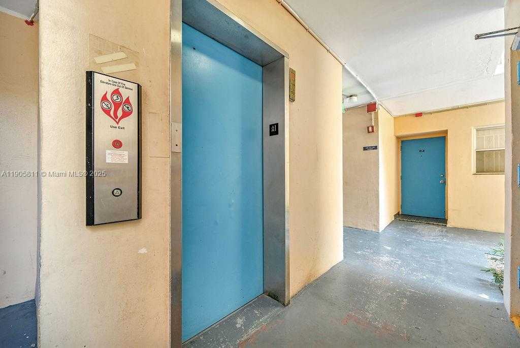 Small Image of 410 SOUTH EAST 2ND ST #223, Hallandale Beach Number 23