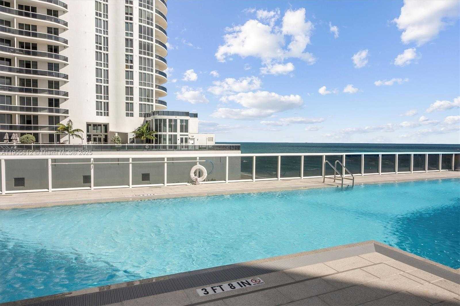 Small Image of 15811 COLLINS AVE #3405, Sunny Isles Beach Number 11