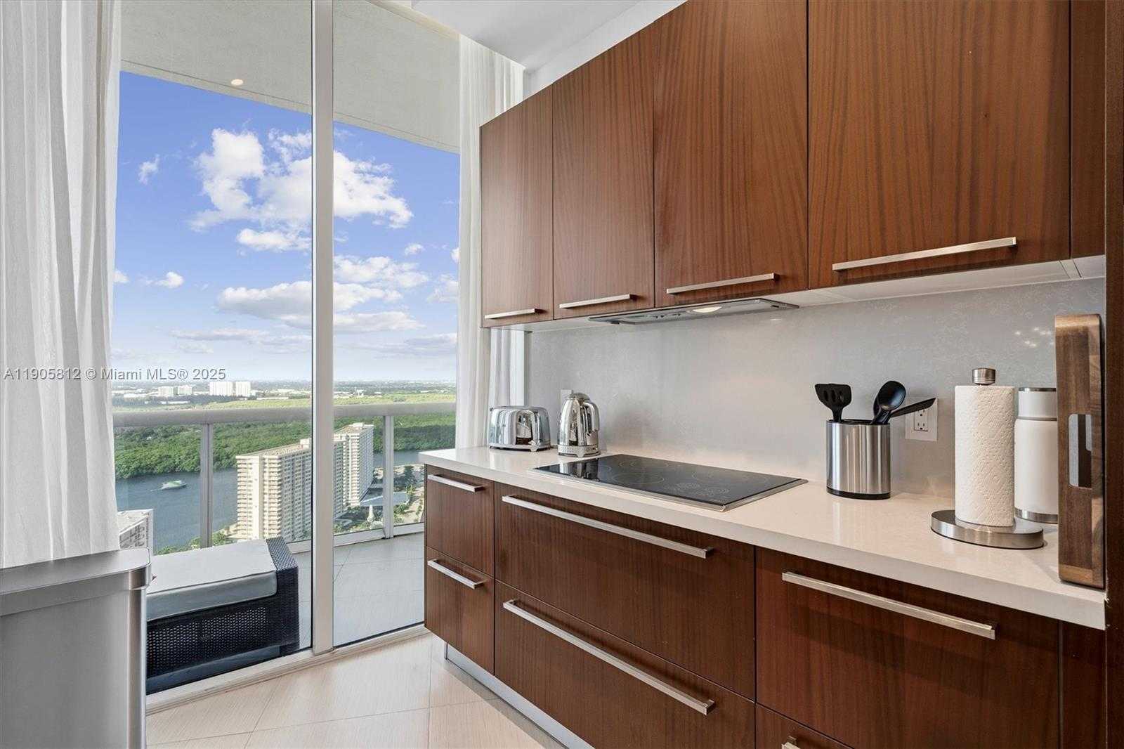 Small Image of 15811 COLLINS AVE #3405, Sunny Isles Beach Number 30