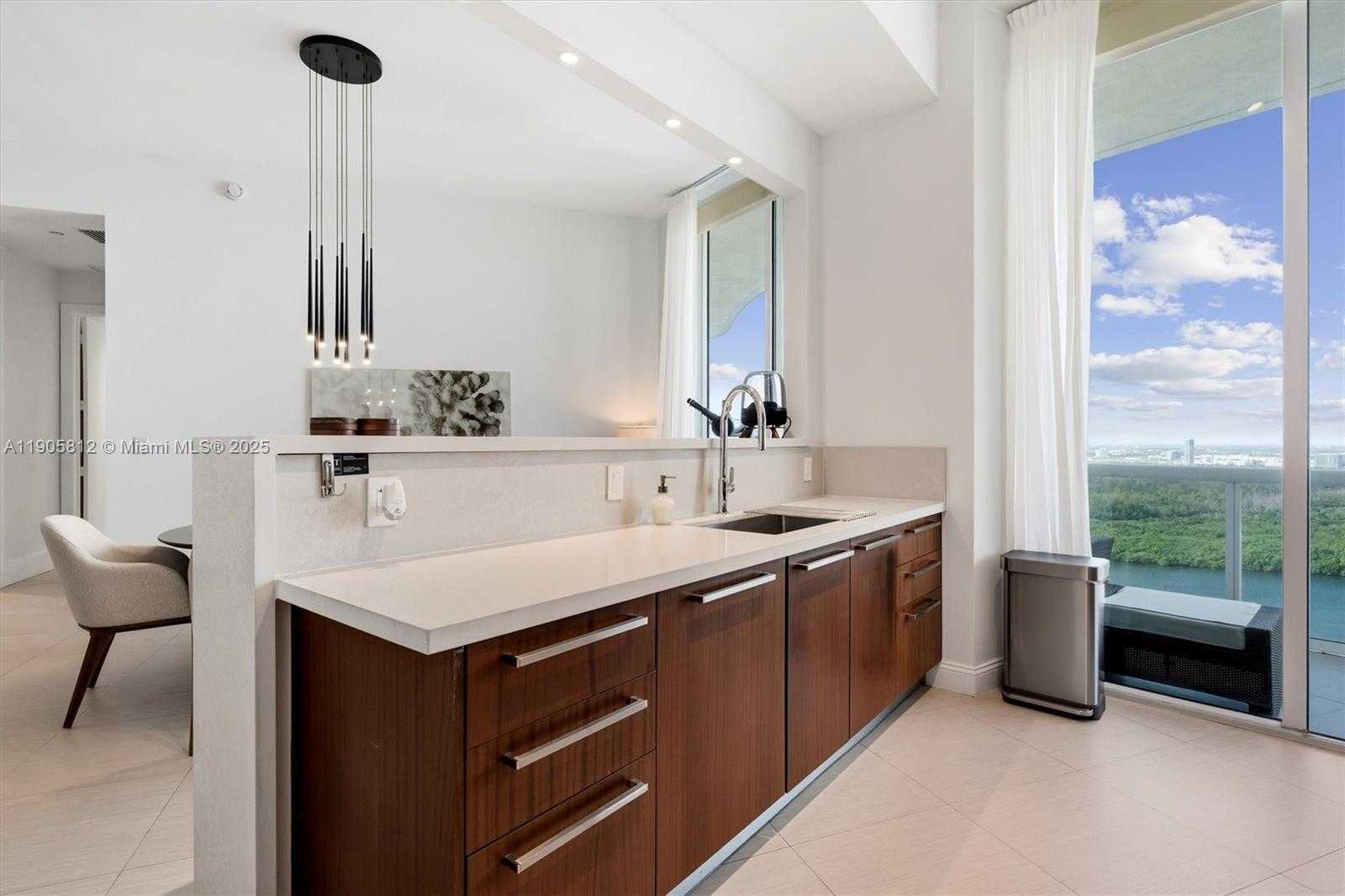 Small Image of 15811 COLLINS AVE #3405, Sunny Isles Beach Number 35