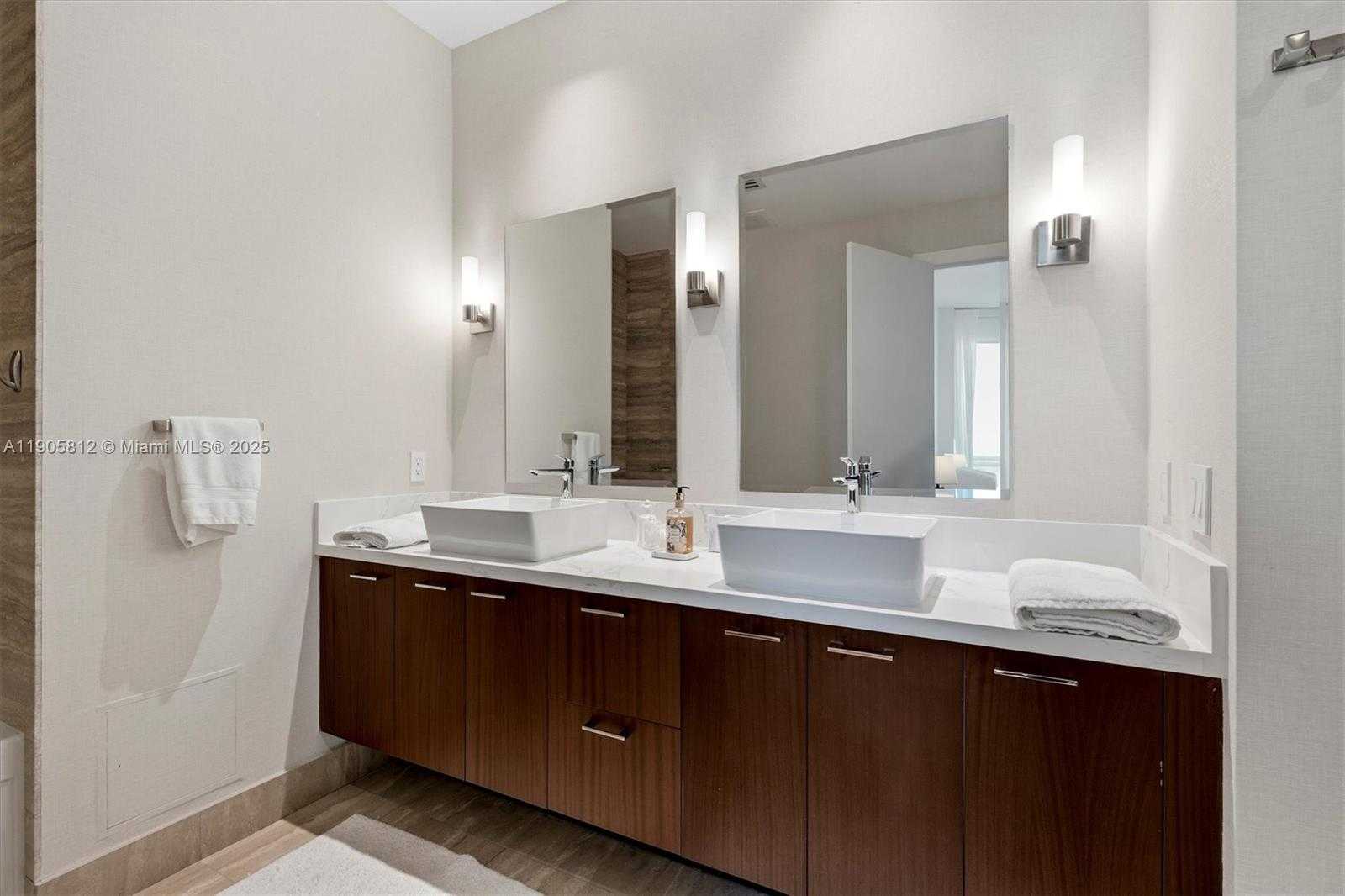 Small Image of 15811 COLLINS AVE #3405, Sunny Isles Beach Number 42