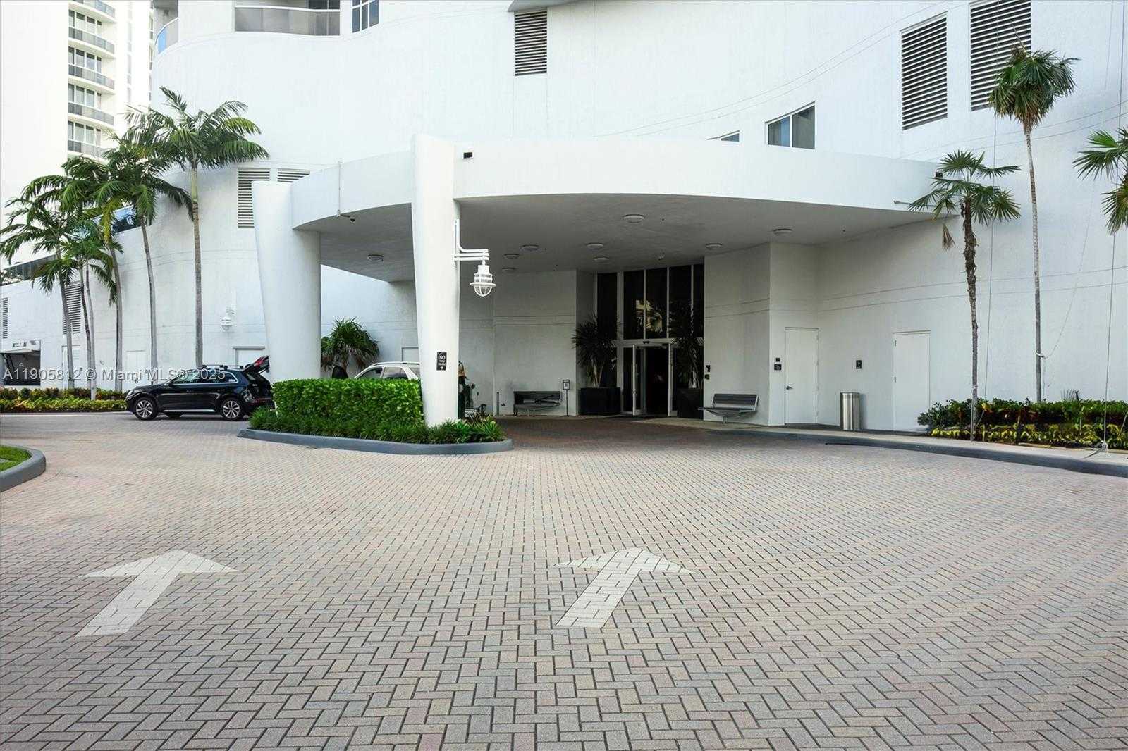 Small Image of 15811 COLLINS AVE #3405, Sunny Isles Beach Number 6