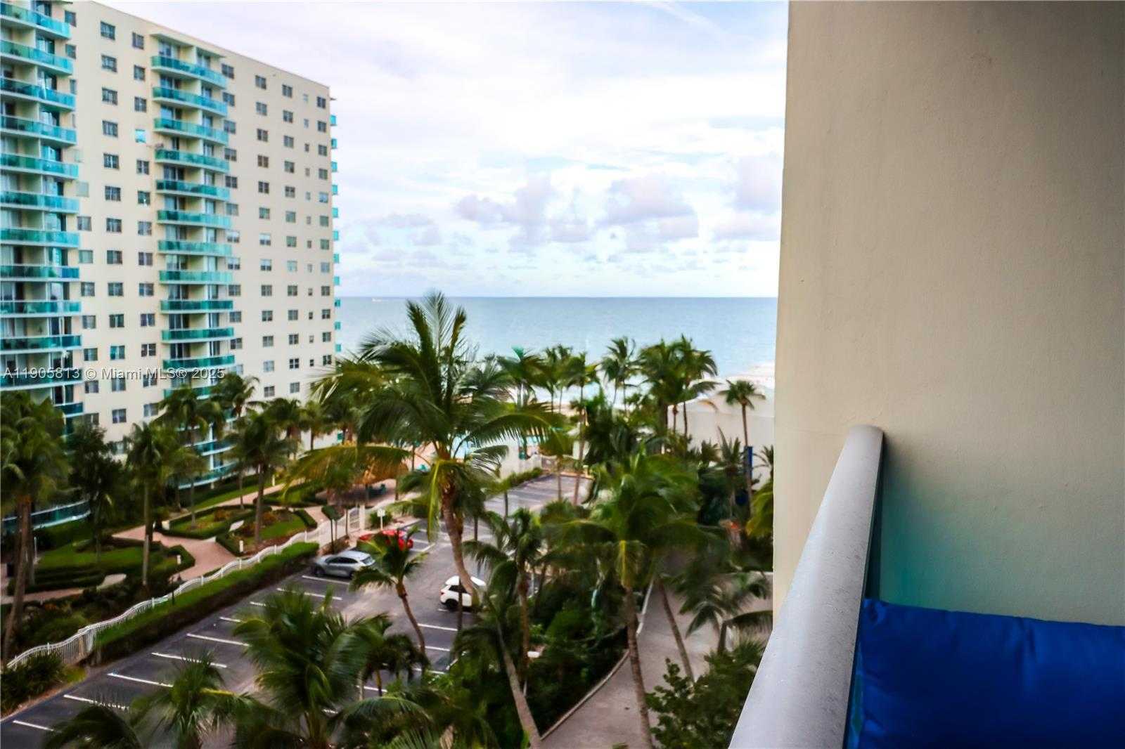 Small Image of 4001 SOUTH OCEAN DR #7H, Hollywood Number 13