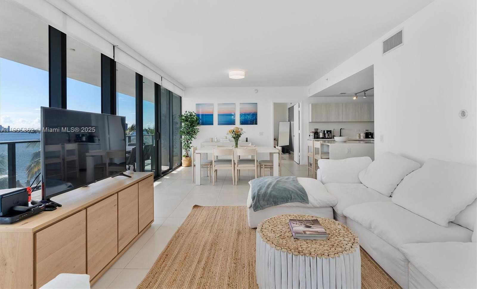 Small Image of 3131 NORTH EAST 7TH AVE #306, Miami Number 15