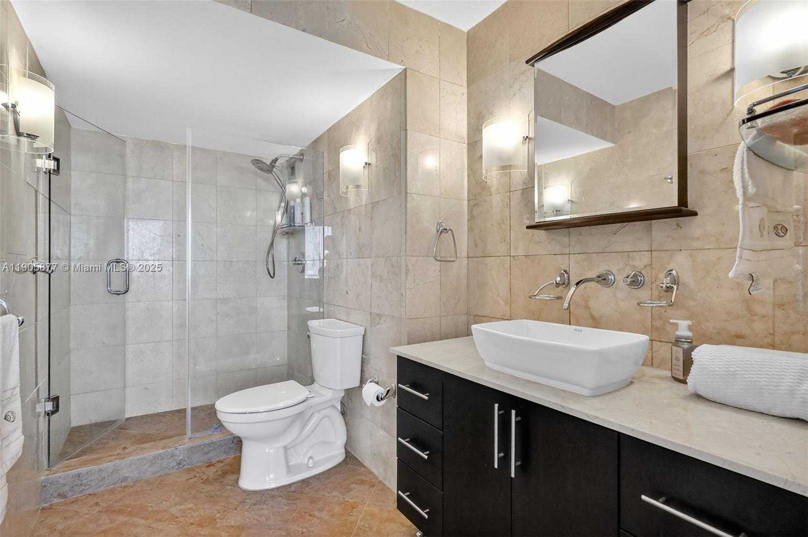 Small Image of 7135 COLLINS AVE #705, Miami Beach Number 29