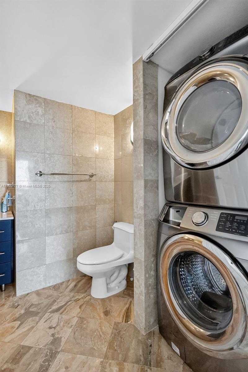 Small Image of 7135 COLLINS AVE #705, Miami Beach Number 34