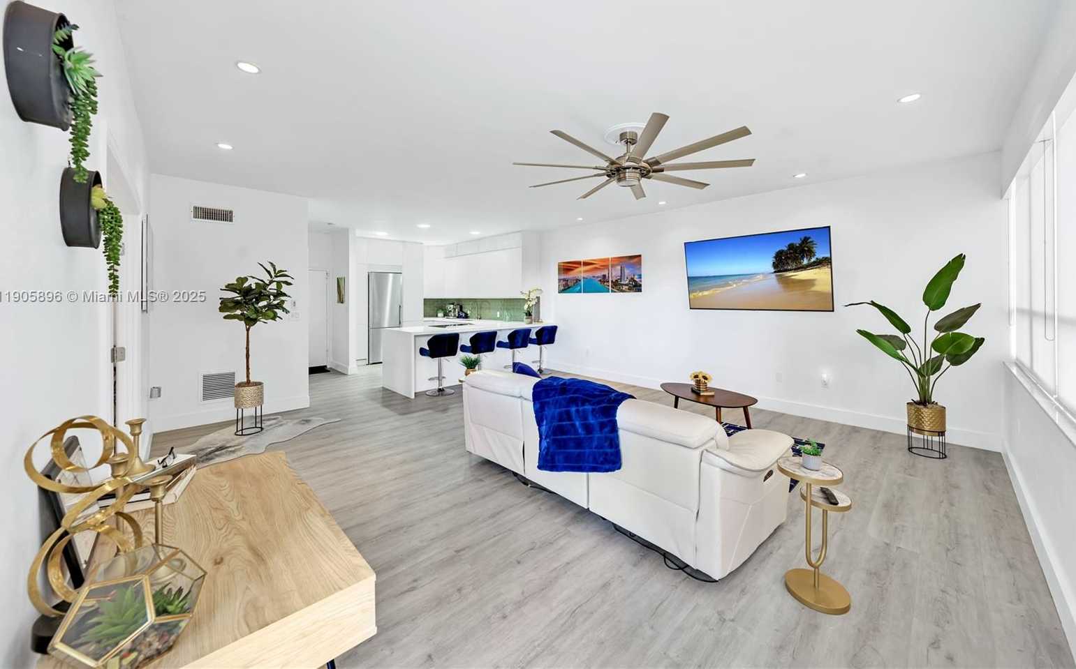 Small Image of 11 ISLAND AVE #309, Miami Beach Number 17