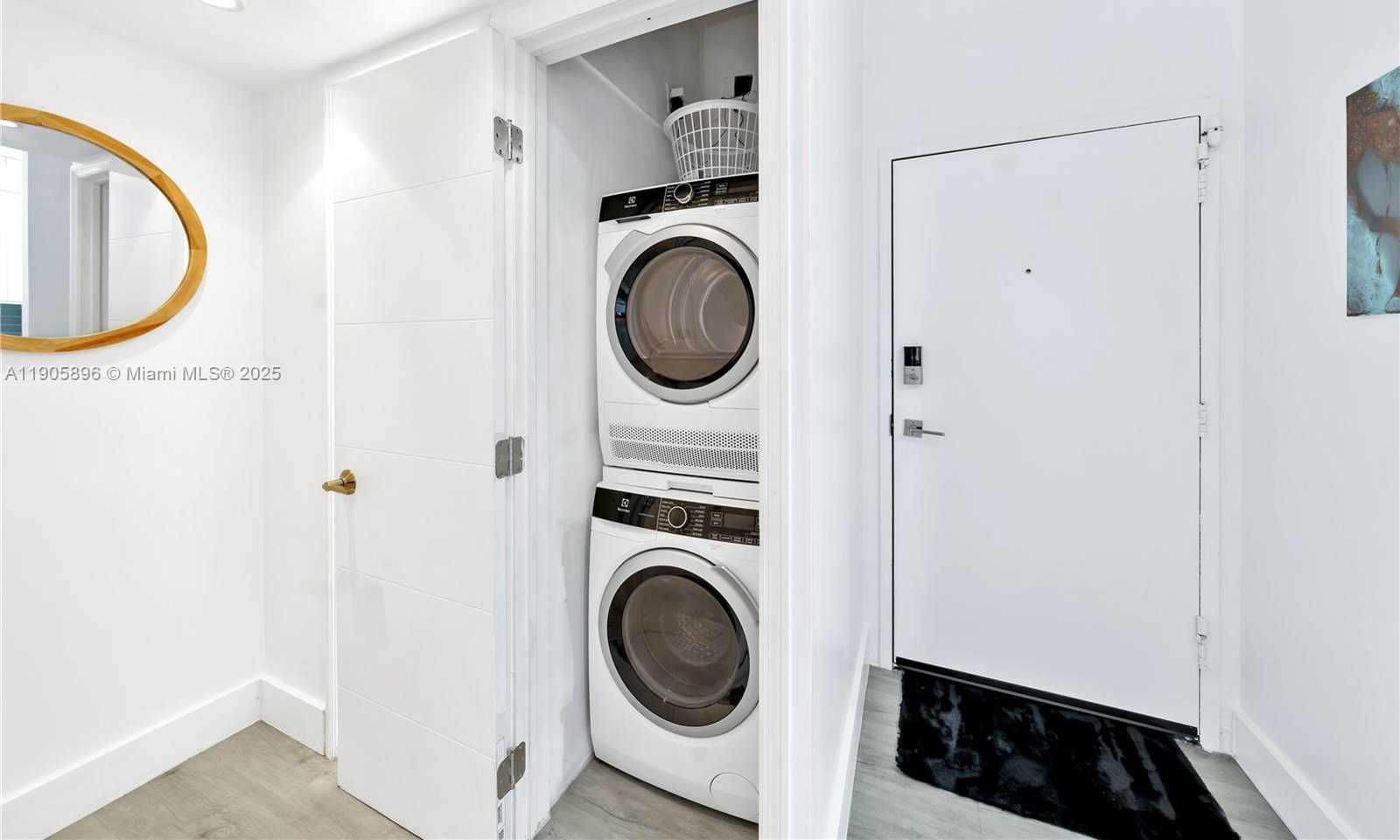 Small Image of 11 ISLAND AVE #309, Miami Beach Number 19