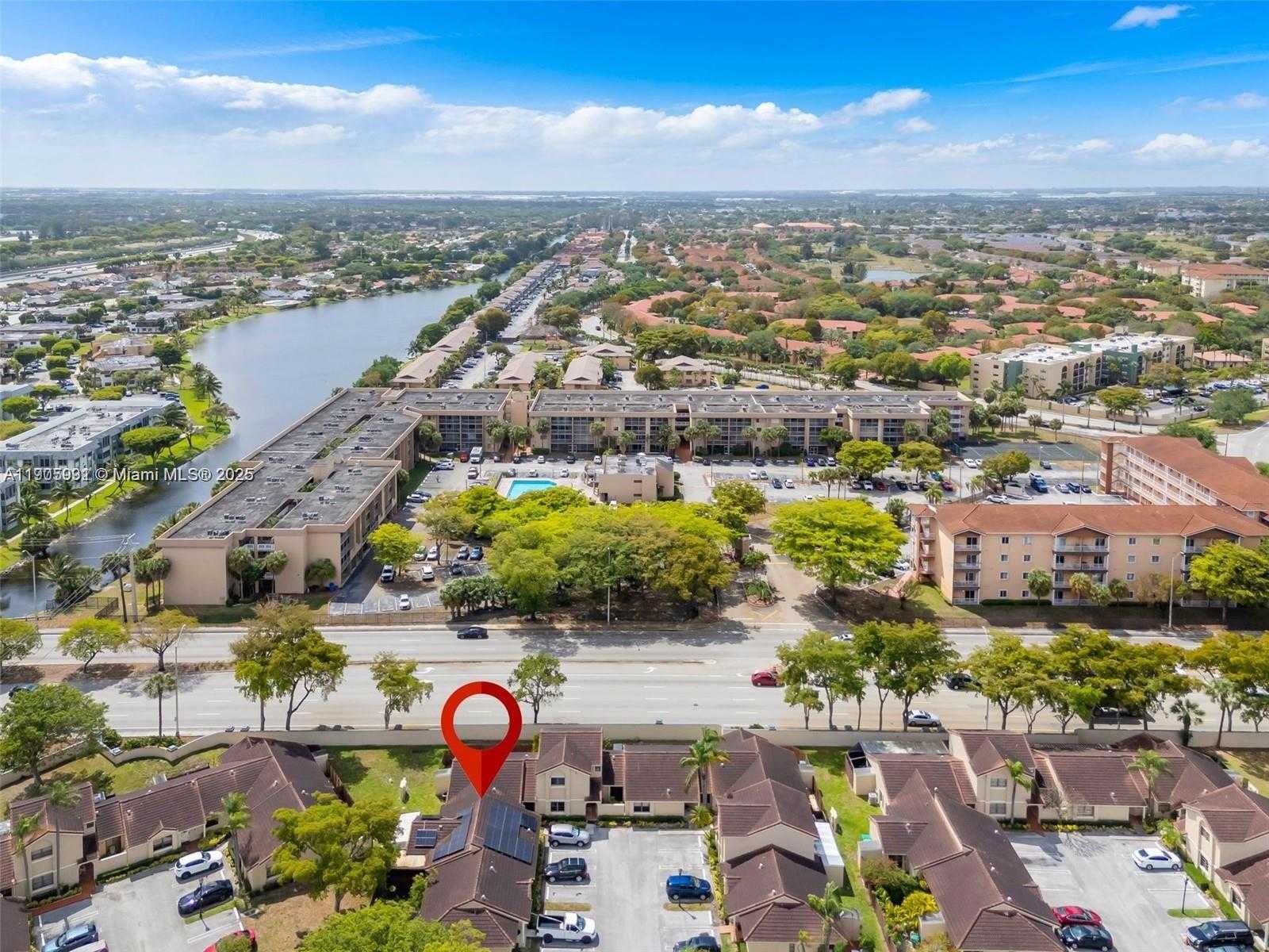 Small Image of 17026 NORTH WEST 66TH CT, Hialeah Number 11