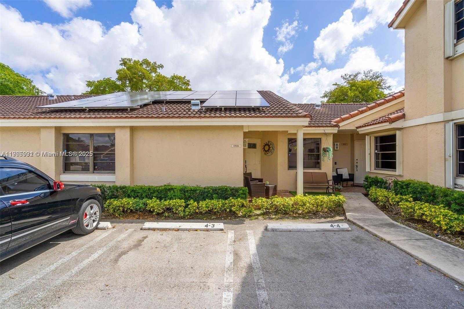 Small Image of 17026 NORTH WEST 66TH CT, Hialeah Number 15