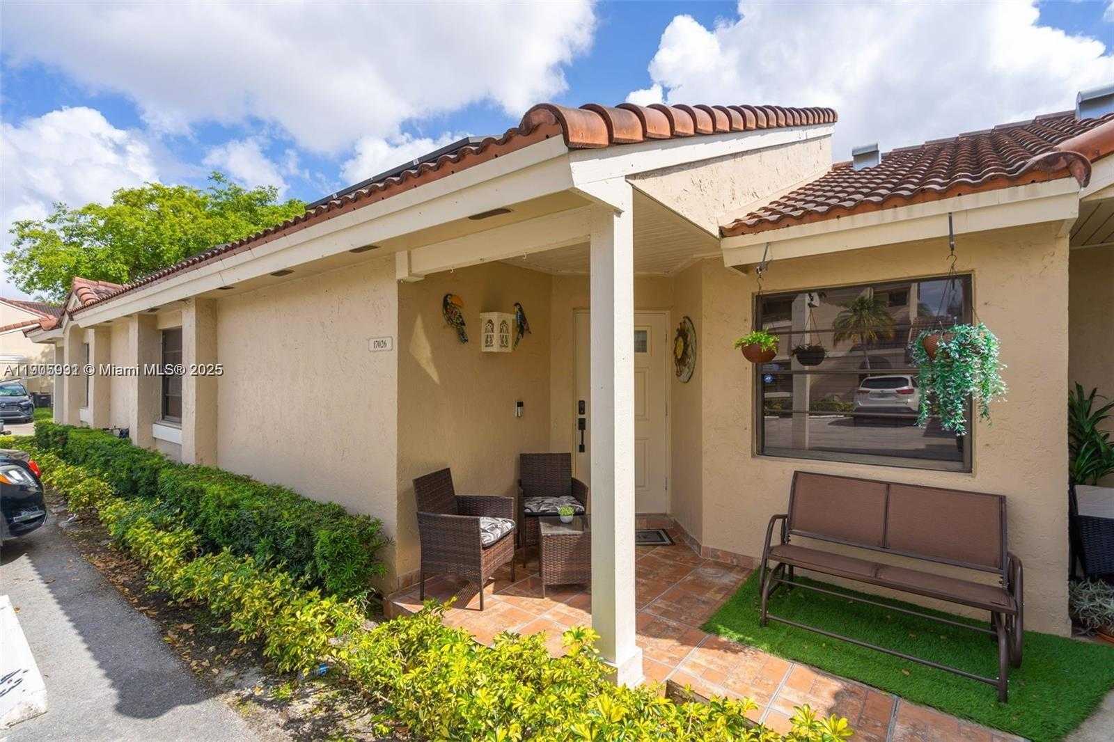 Small Image of 17026 NORTH WEST 66TH CT, Hialeah Number 16