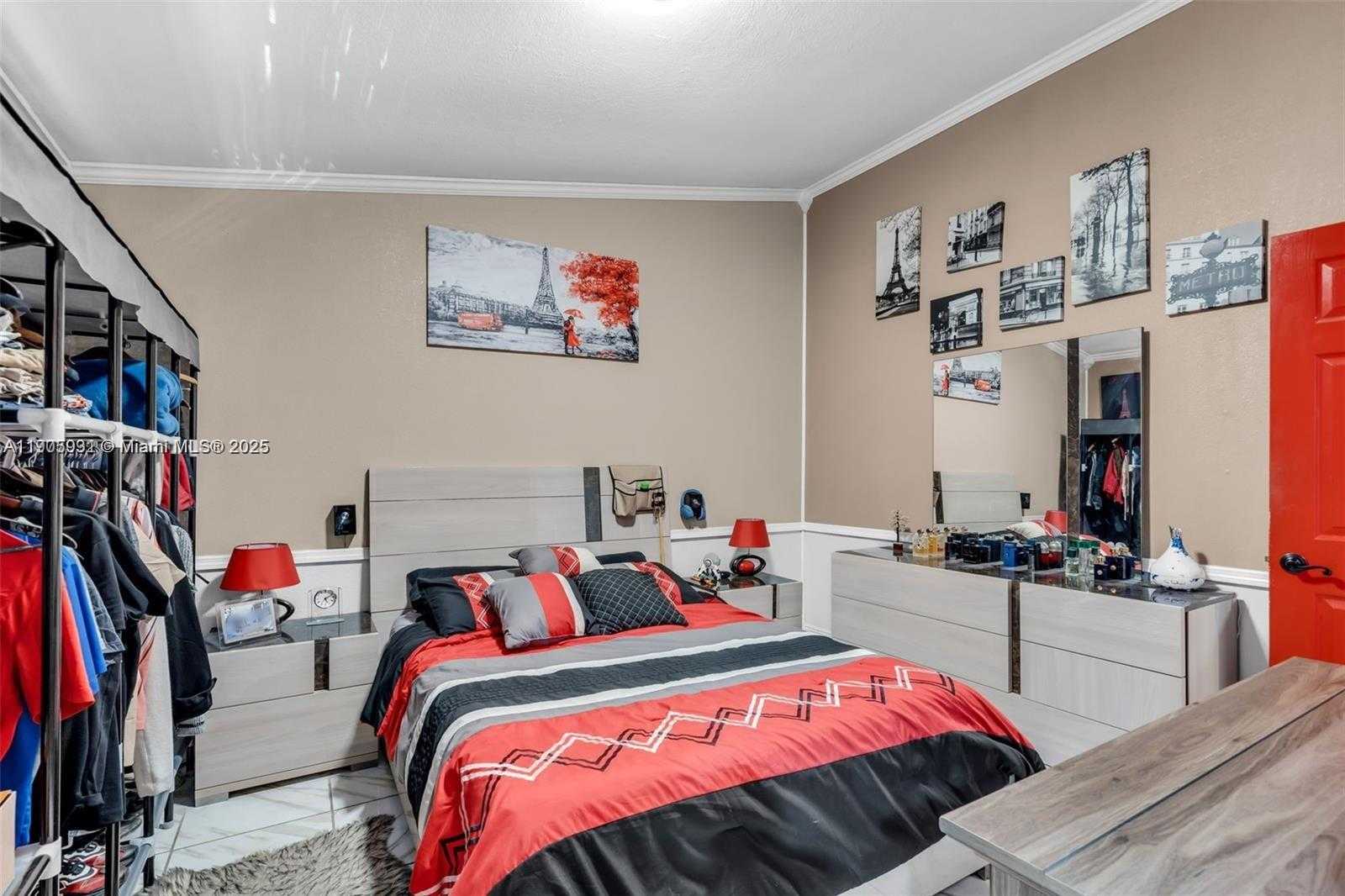 Small Image of 17026 NORTH WEST 66TH CT, Hialeah Number 35