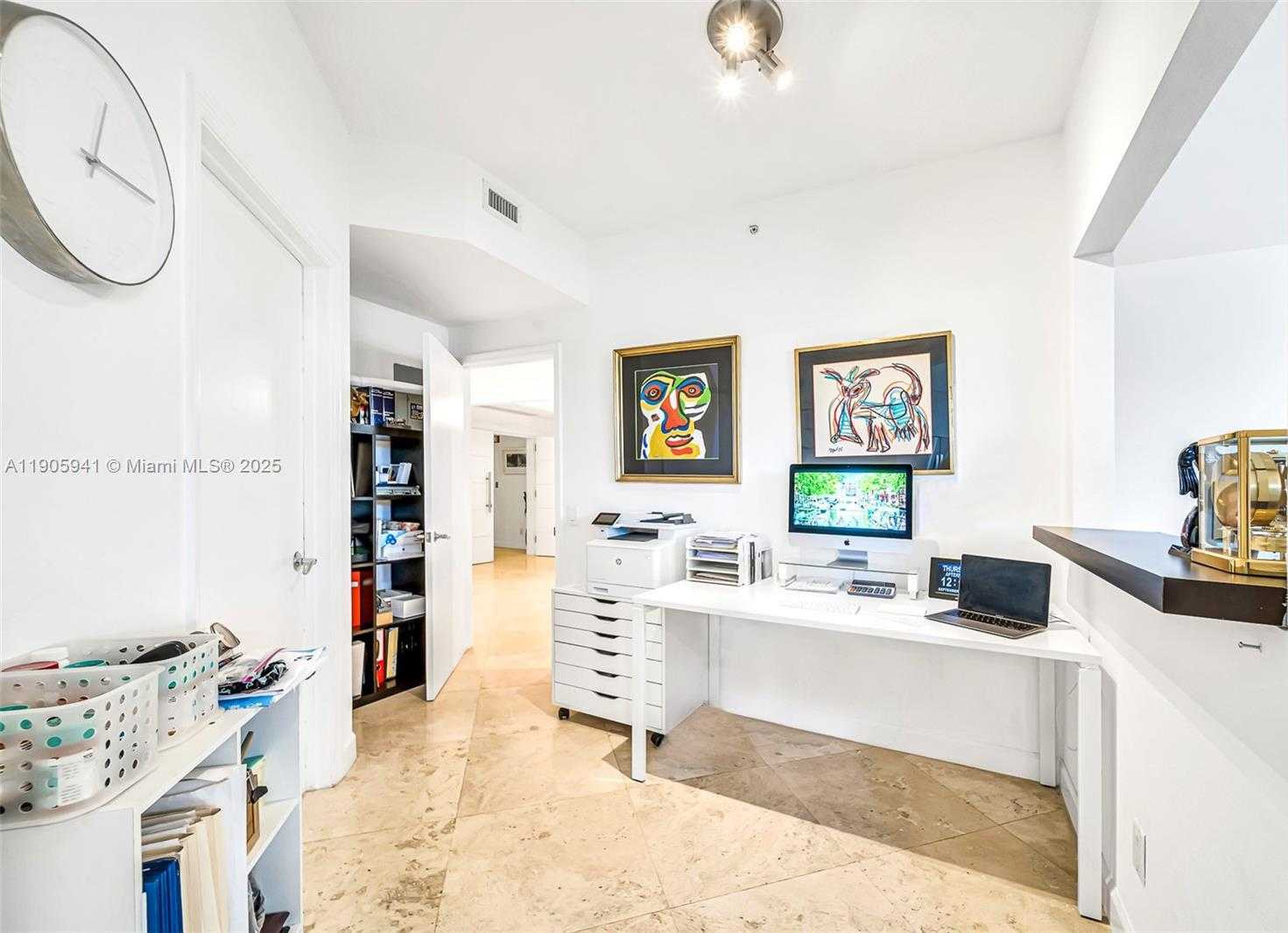 Small Image of 21050 POINT PL #401, Aventura Number 17