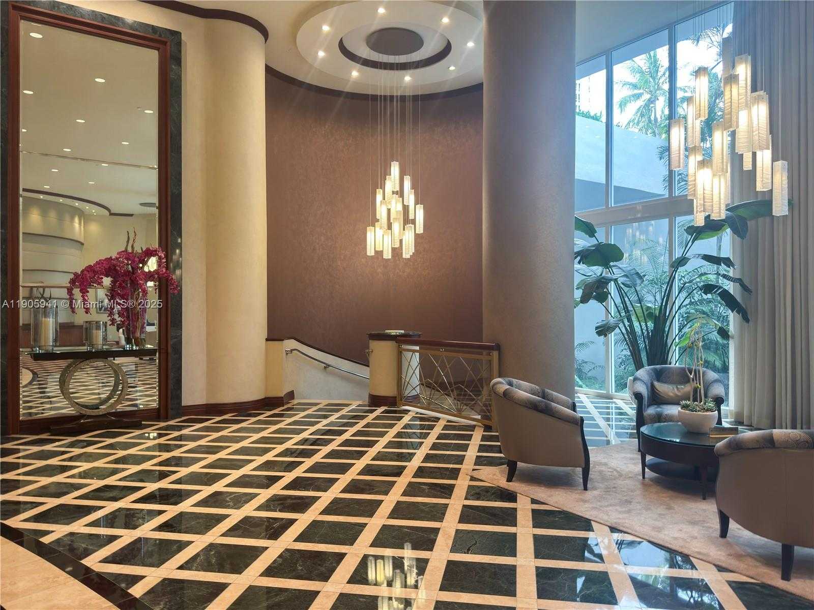 Small Image of 21050 POINT PL #401, Aventura Number 37