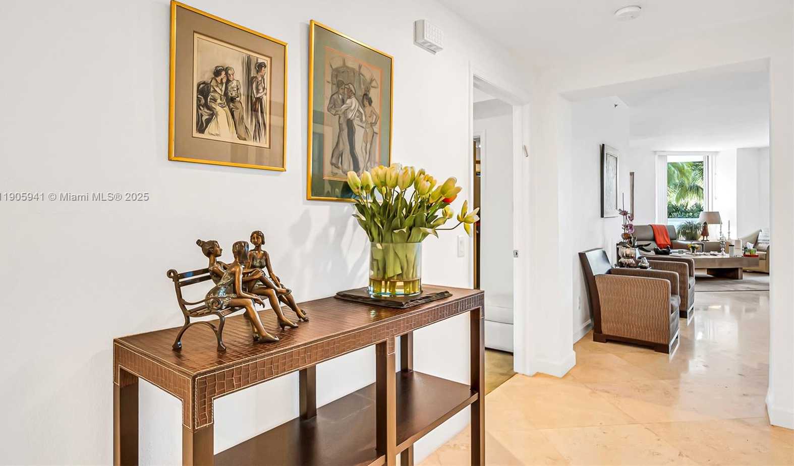 Small Image of 21050 POINT PL #401, Aventura Number 6