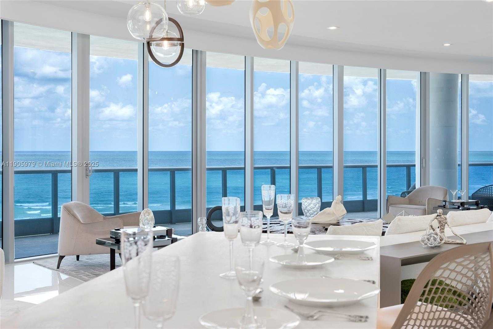 Small Image of 5959 COLLINS AVE #807, Miami Beach Number 14