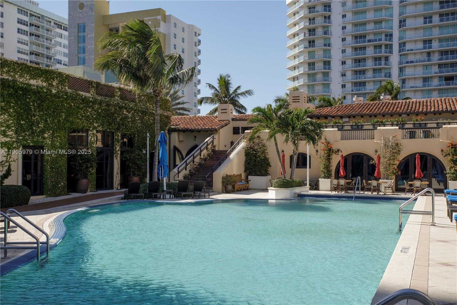 Small Image of 5959 COLLINS AVE #807, Miami Beach Number 36