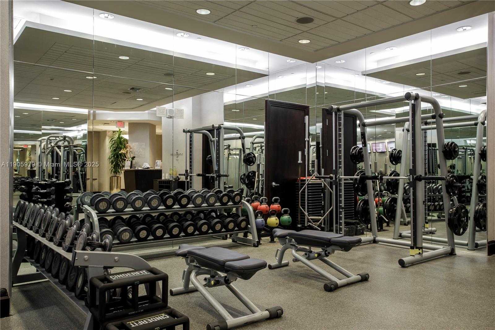 Small Image of 5959 COLLINS AVE #807, Miami Beach Number 46