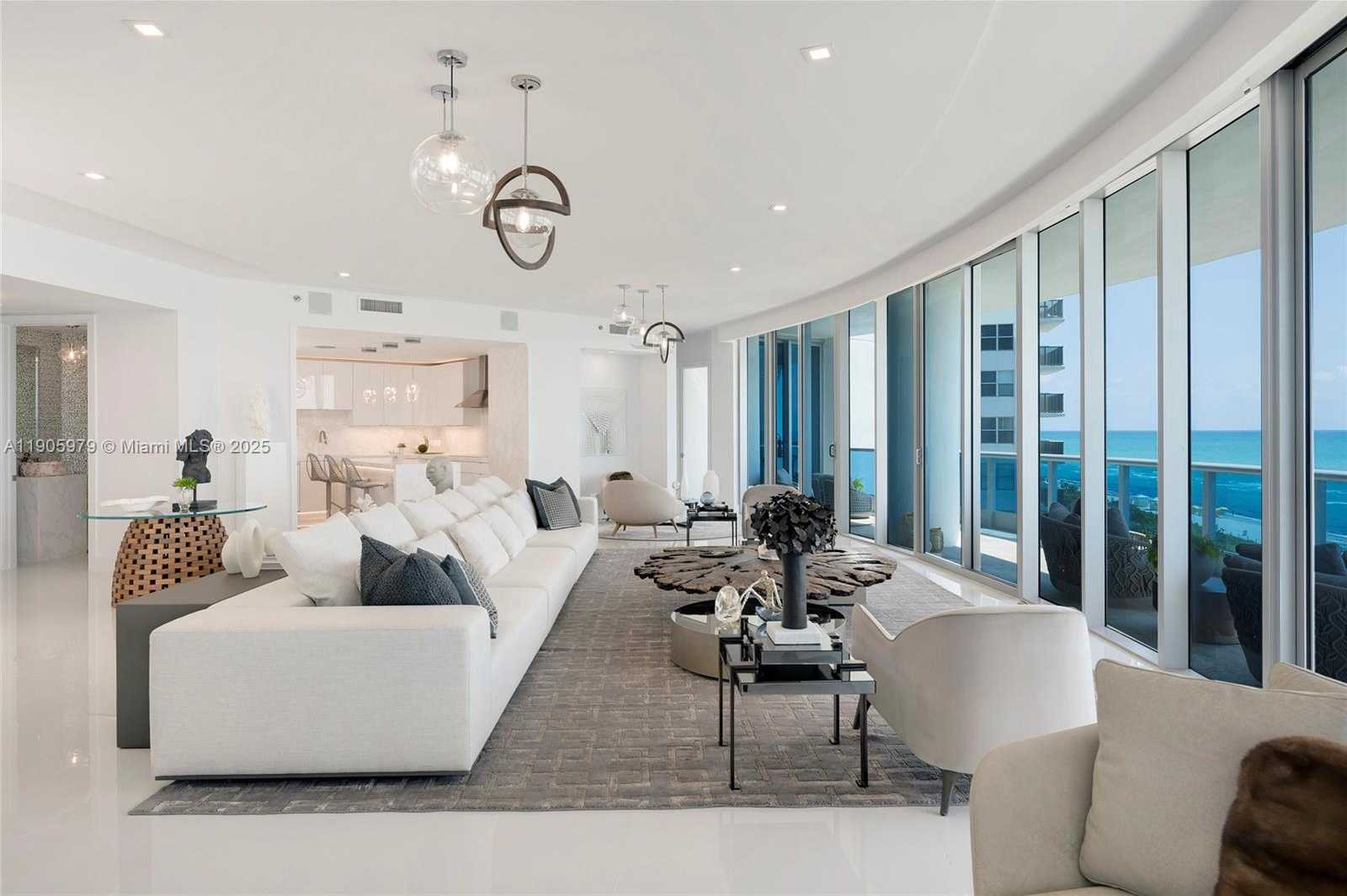 Small Image of 5959 COLLINS AVE #807, Miami Beach Number 5