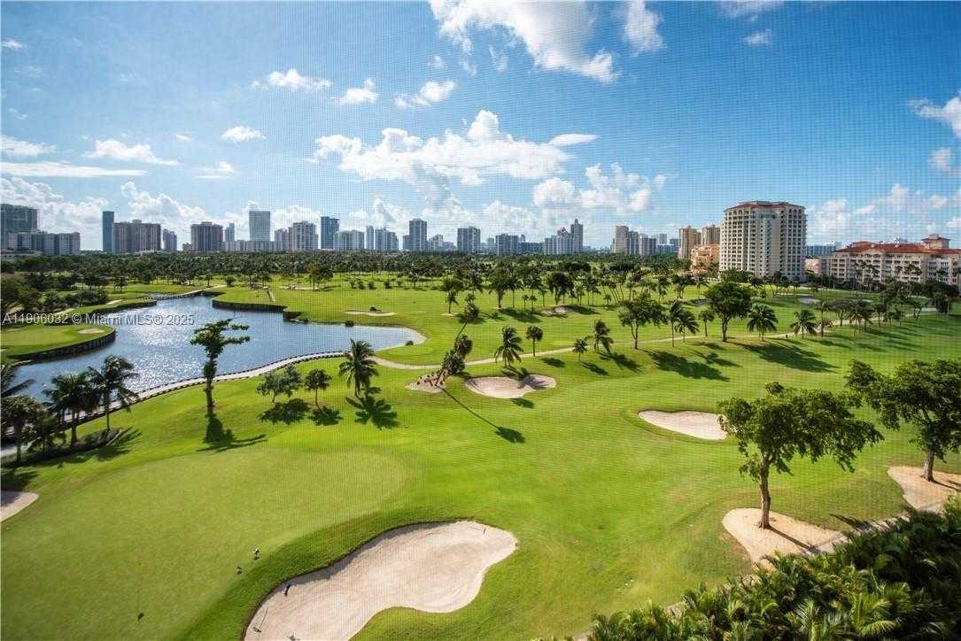 Small Image of 20379 WEST COUNTRY CLUB DR #1035, Aventura Number 13