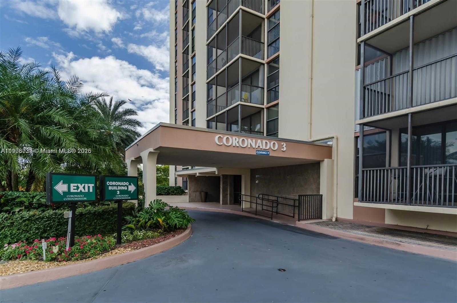 Small Image of 20379 WEST COUNTRY CLUB DR #1035, Aventura Number 20
