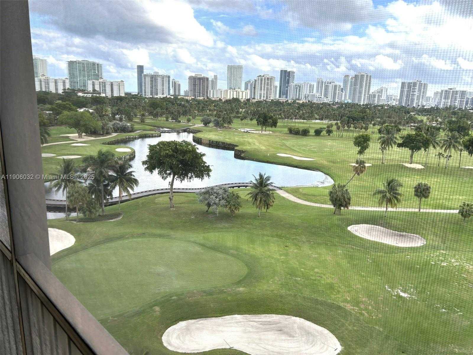Small Image of 20379 WEST COUNTRY CLUB DR #1035, Aventura Number 6