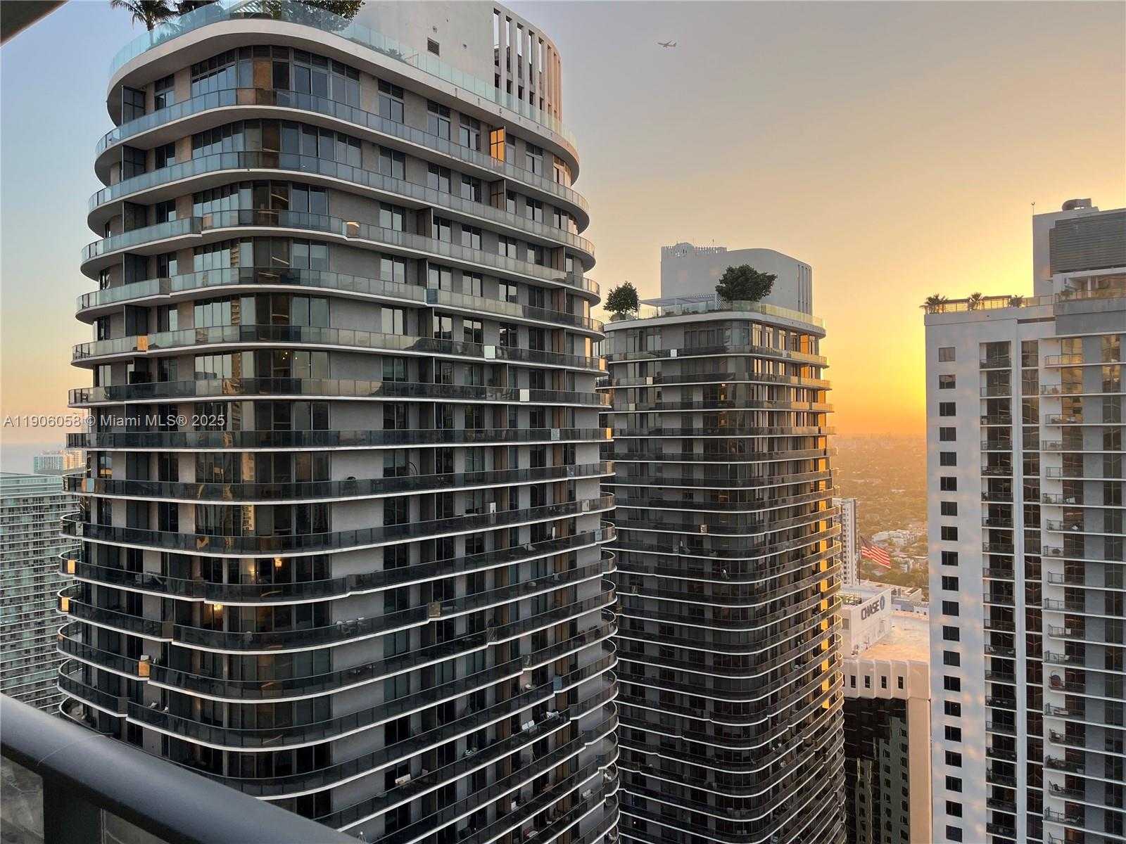 Small Image of 801 SOUTH MIAMI AVE #4309, Miami Number 2