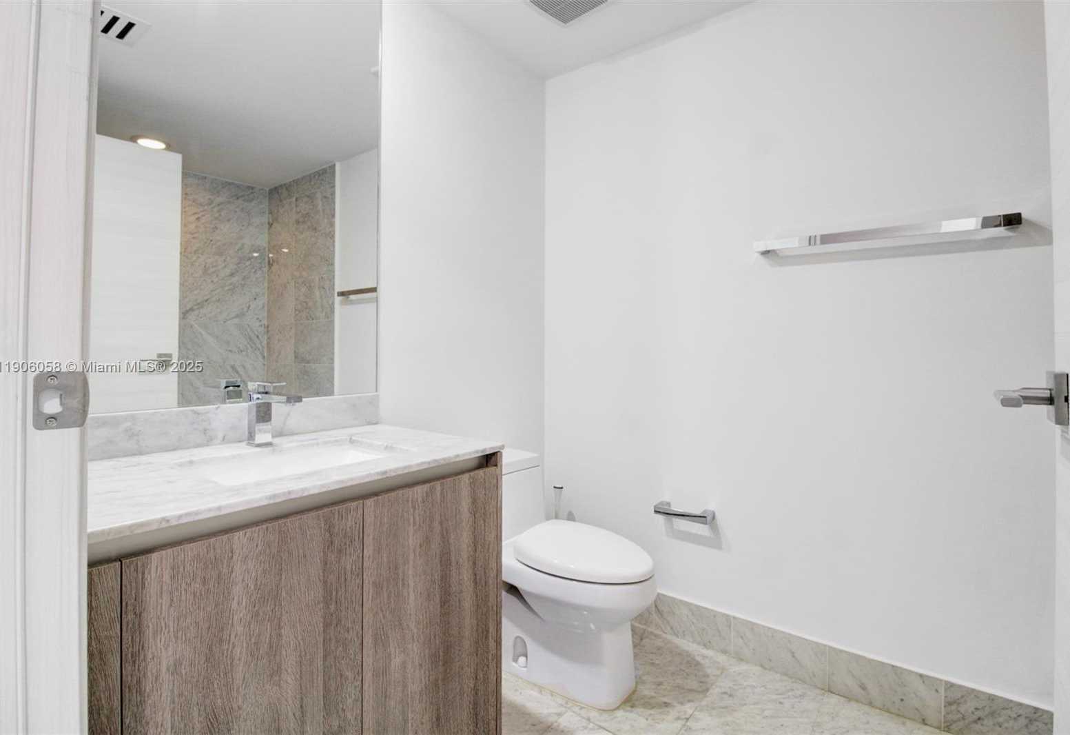Small Image of 801 SOUTH MIAMI AVE #4309, Miami Number 23