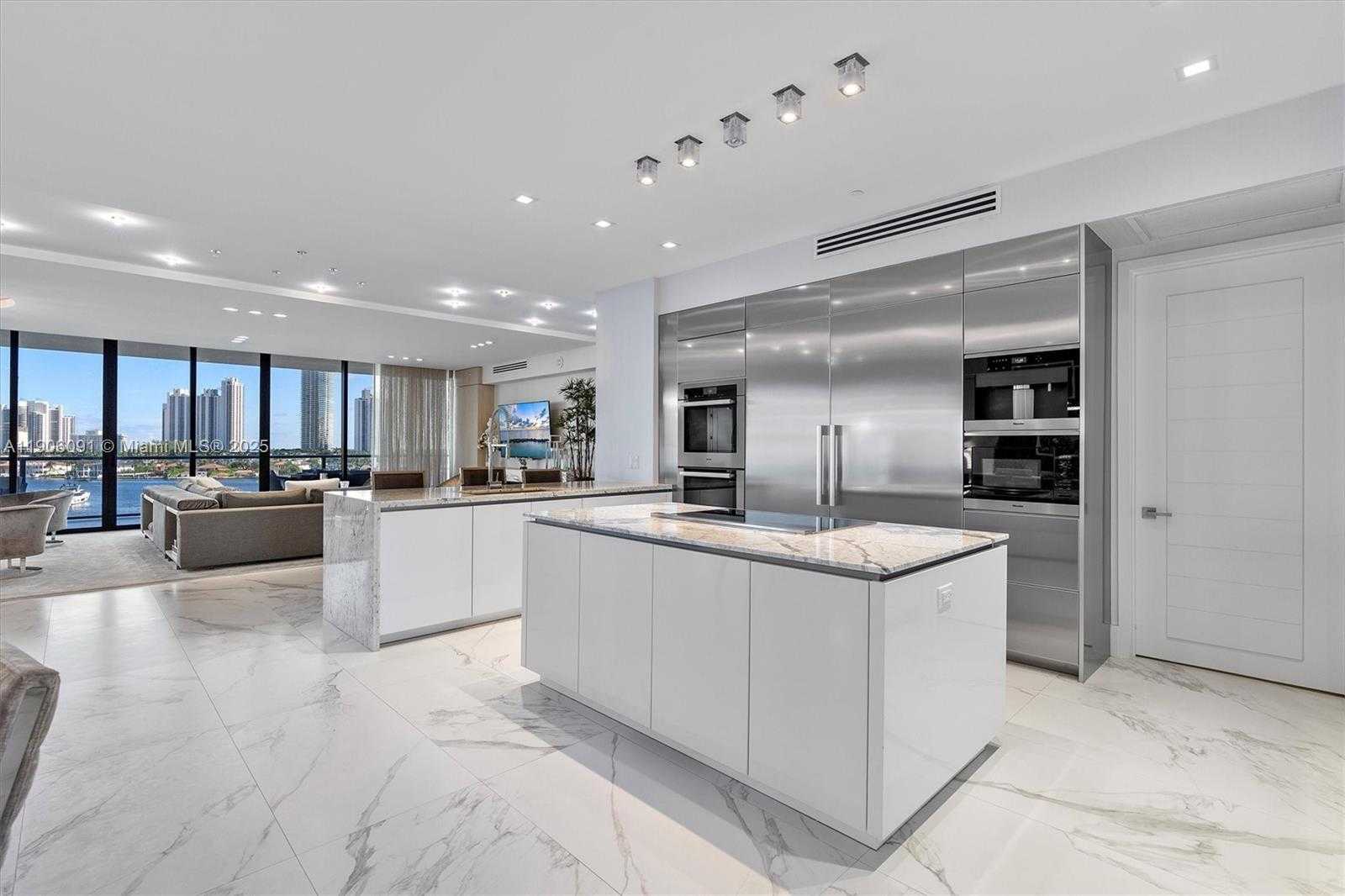 Small Image of 5500 ISLAND ESTATES DR #501, Aventura Number 16