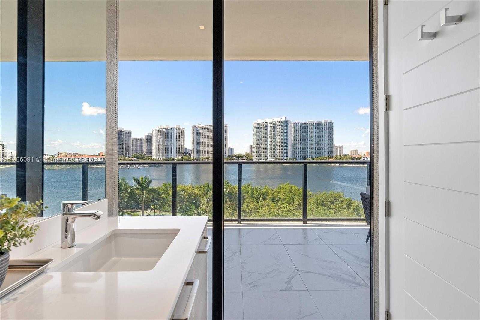 Small Image of 5500 ISLAND ESTATES DR #501, Aventura Number 22