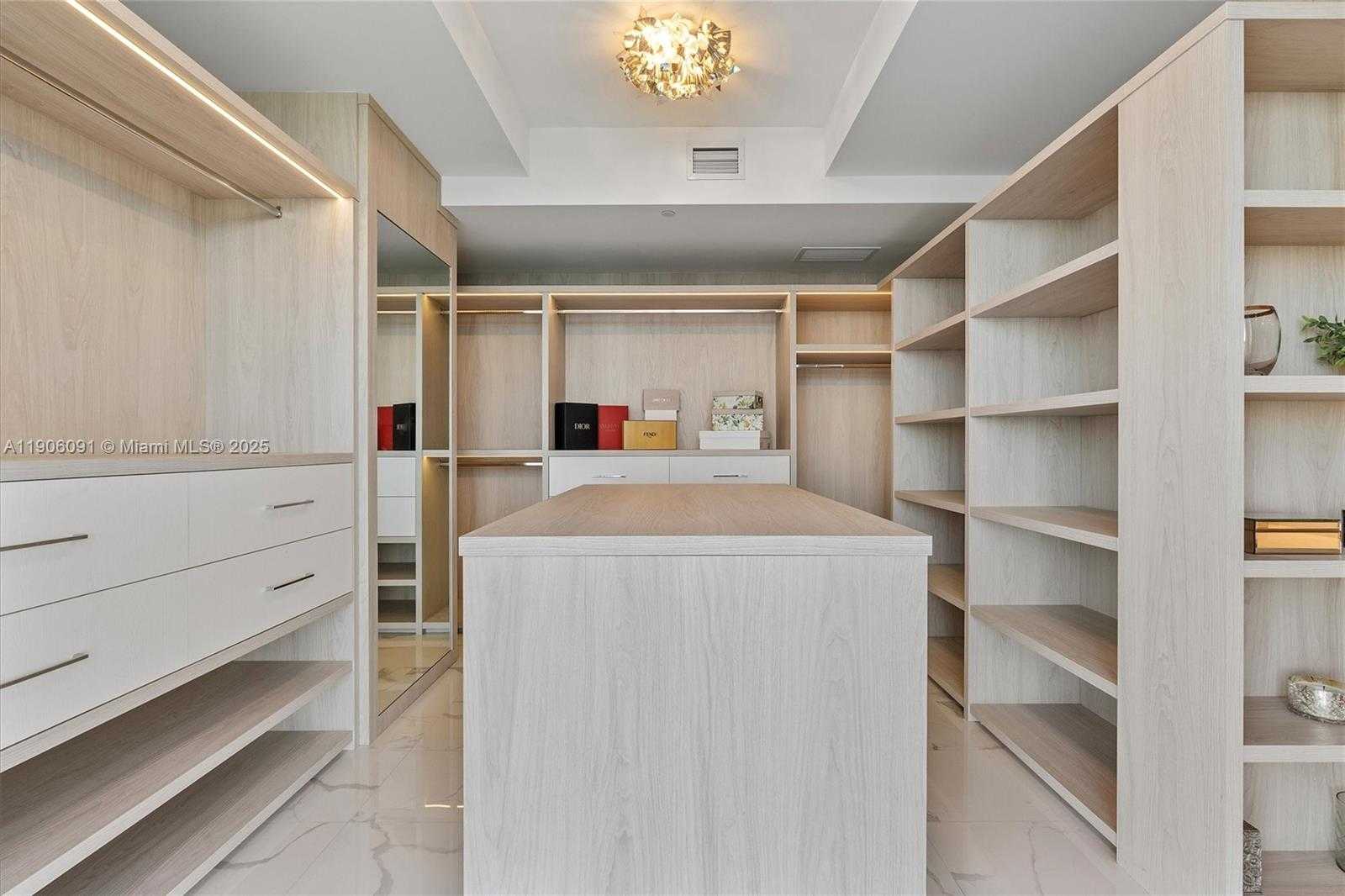 Small Image of 5500 ISLAND ESTATES DR #501, Aventura Number 25