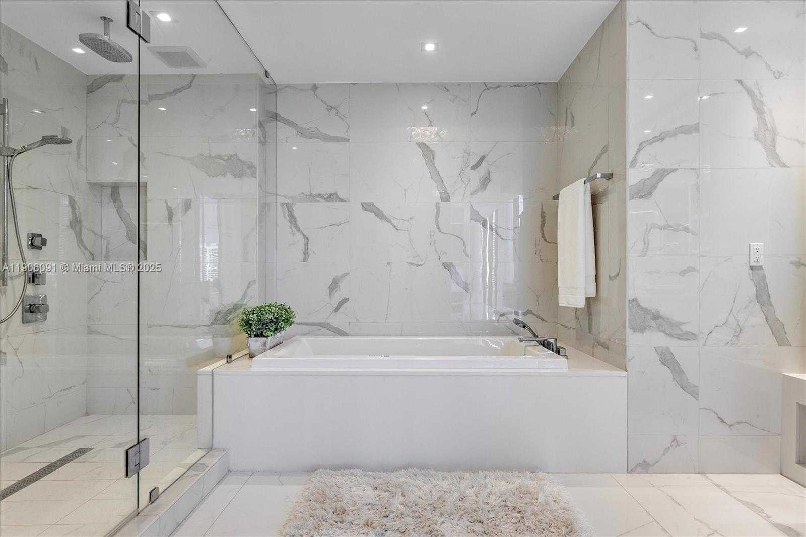 Small Image of 5500 ISLAND ESTATES DR #501, Aventura Number 27