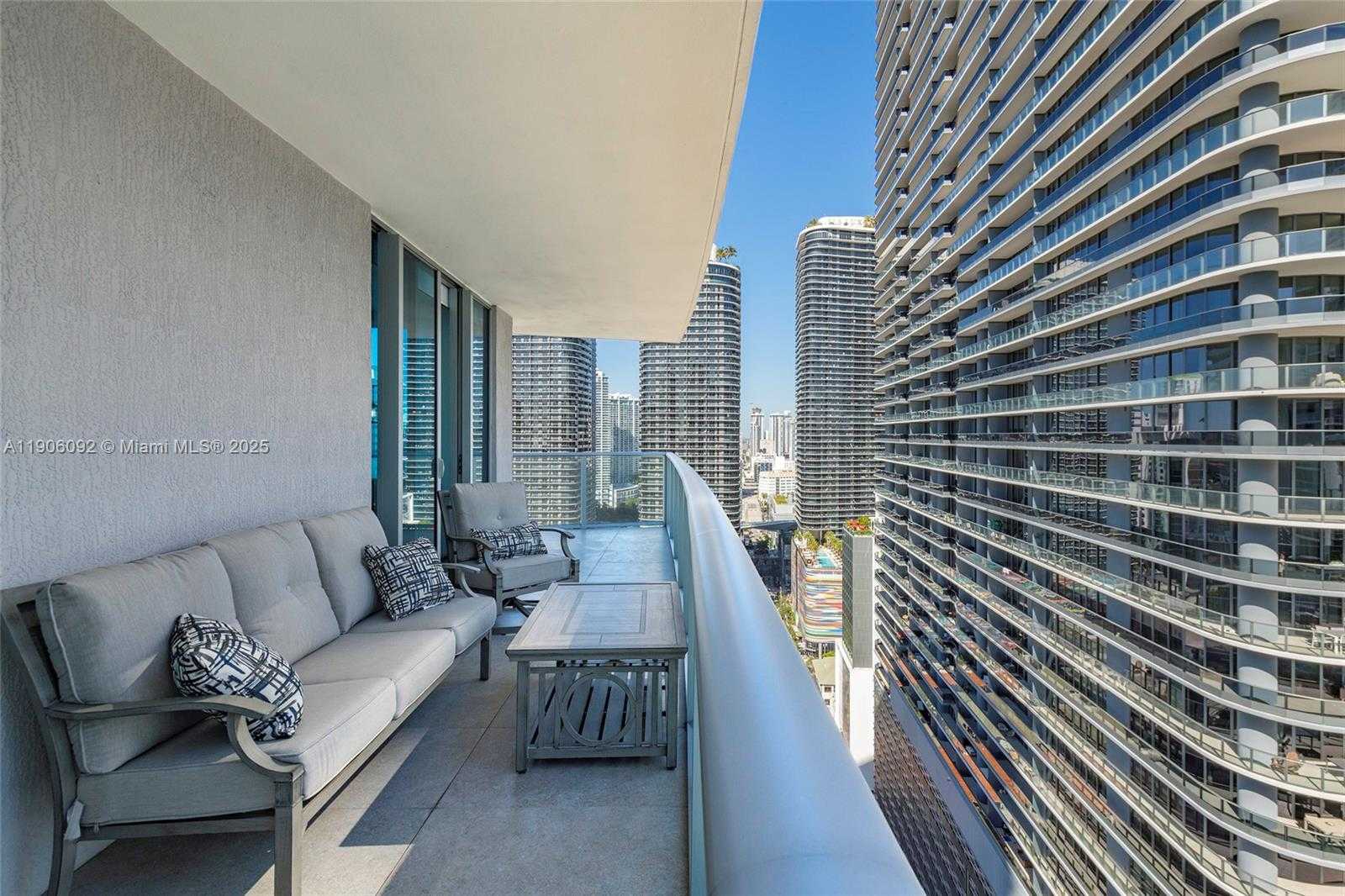 Small Image of 1100 SOUTH MIAMI AVE #2910, Miami Number 20