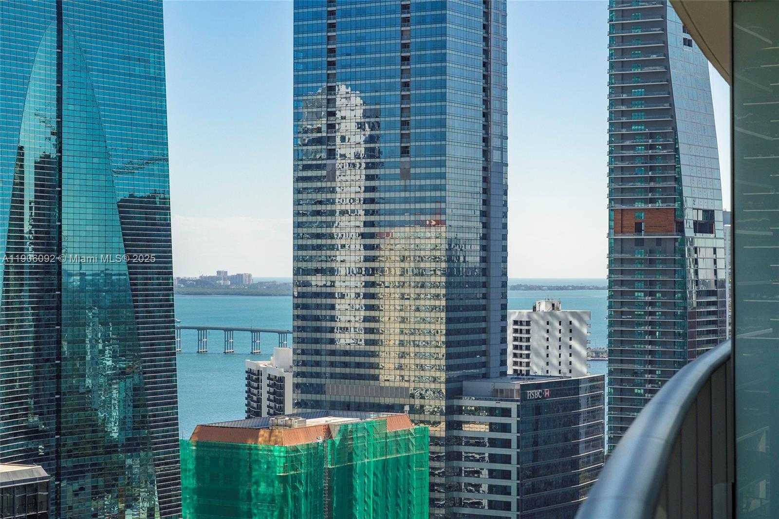 Small Image of 1100 SOUTH MIAMI AVE #2910, Miami Number 23