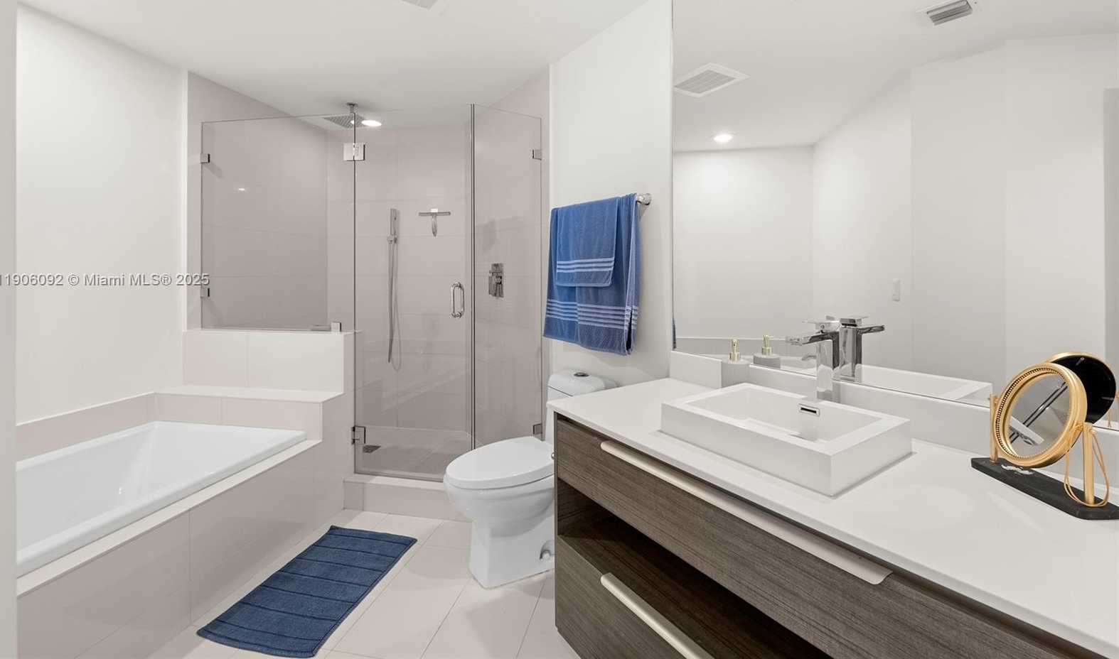 Small Image of 1100 SOUTH MIAMI AVE #2910, Miami Number 9