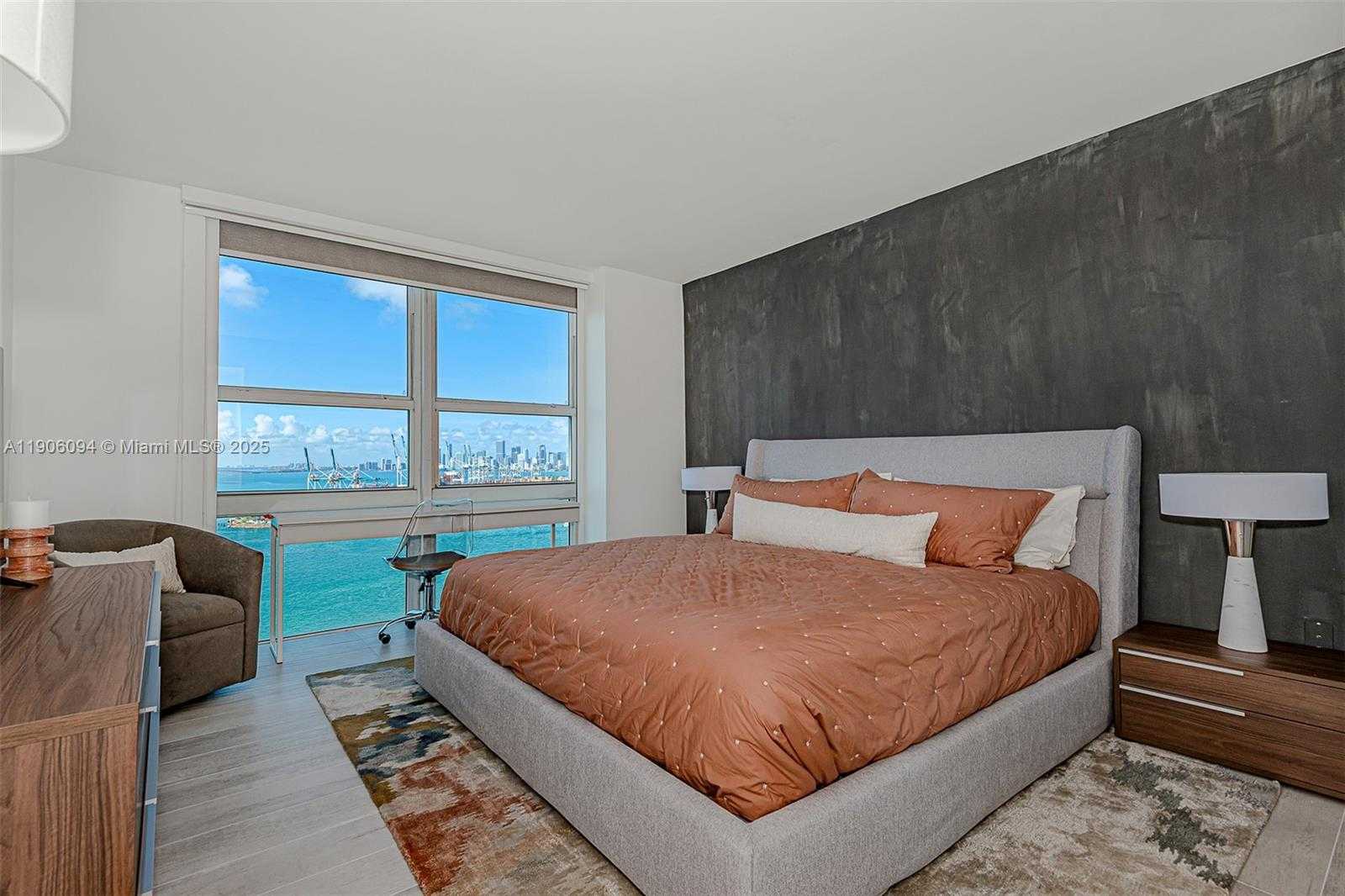 Small Image of 90 ALTON RD #2506, Miami Beach Number 15