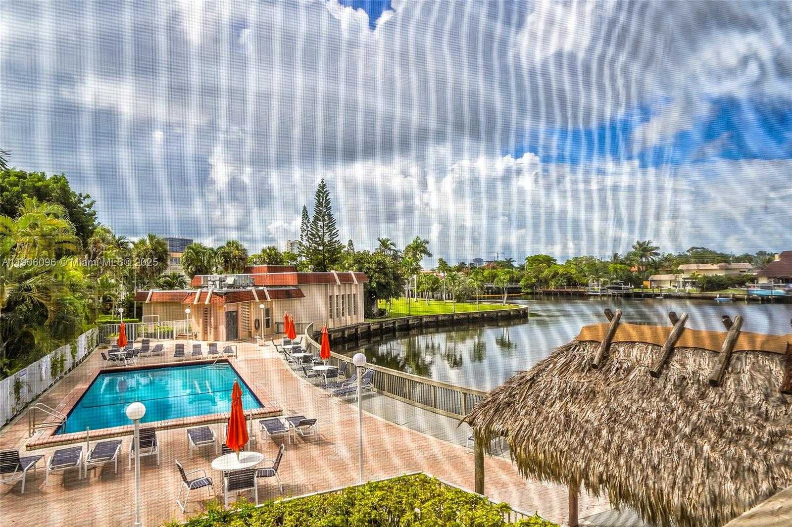 Small Image of 2001 ATLANTIC SHORES BLVD #220, Hallandale Beach Number 2