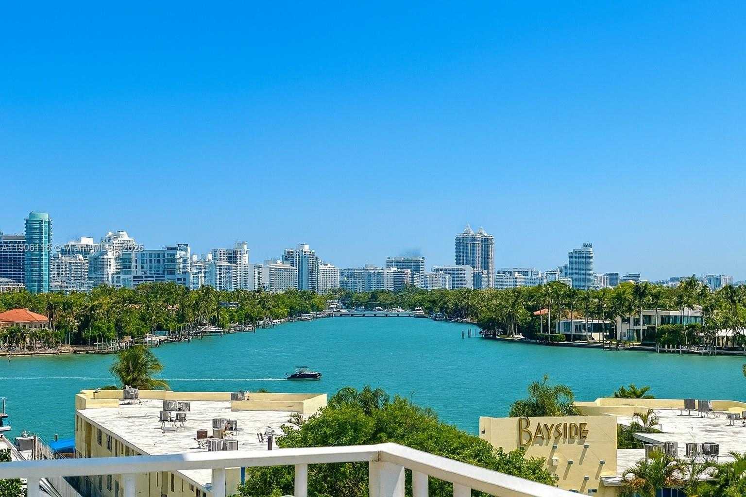 Small Image of 6900 BAY DR #6C, Miami Beach Number 1