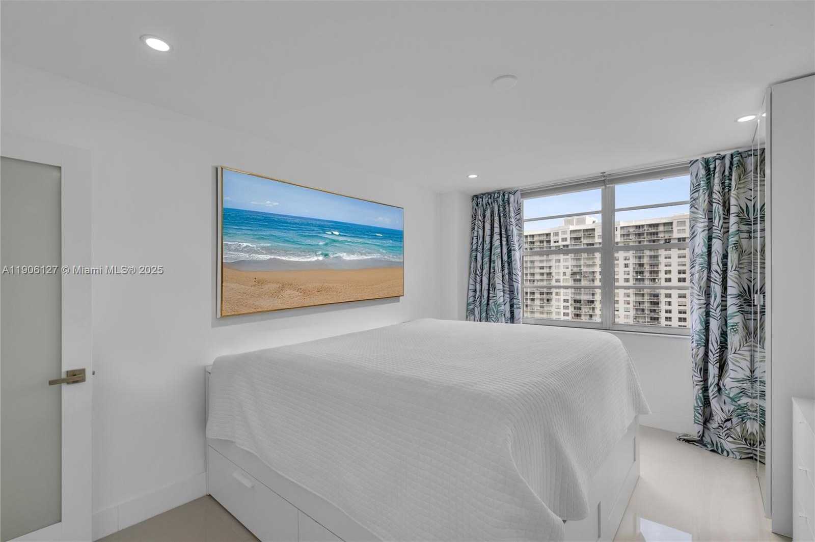 Small Image of 2801 NORTH EAST 183RD ST #1516W, Aventura Number 27