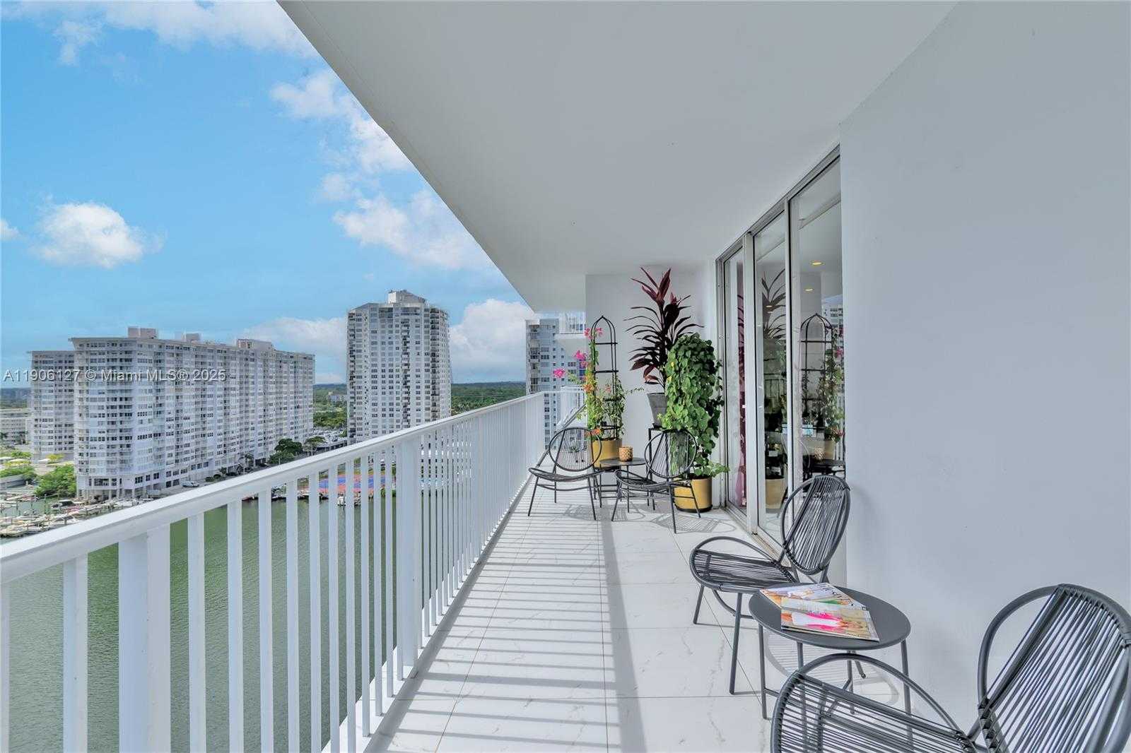 Small Image of 2801 NORTH EAST 183RD ST #1516W, Aventura Number 3
