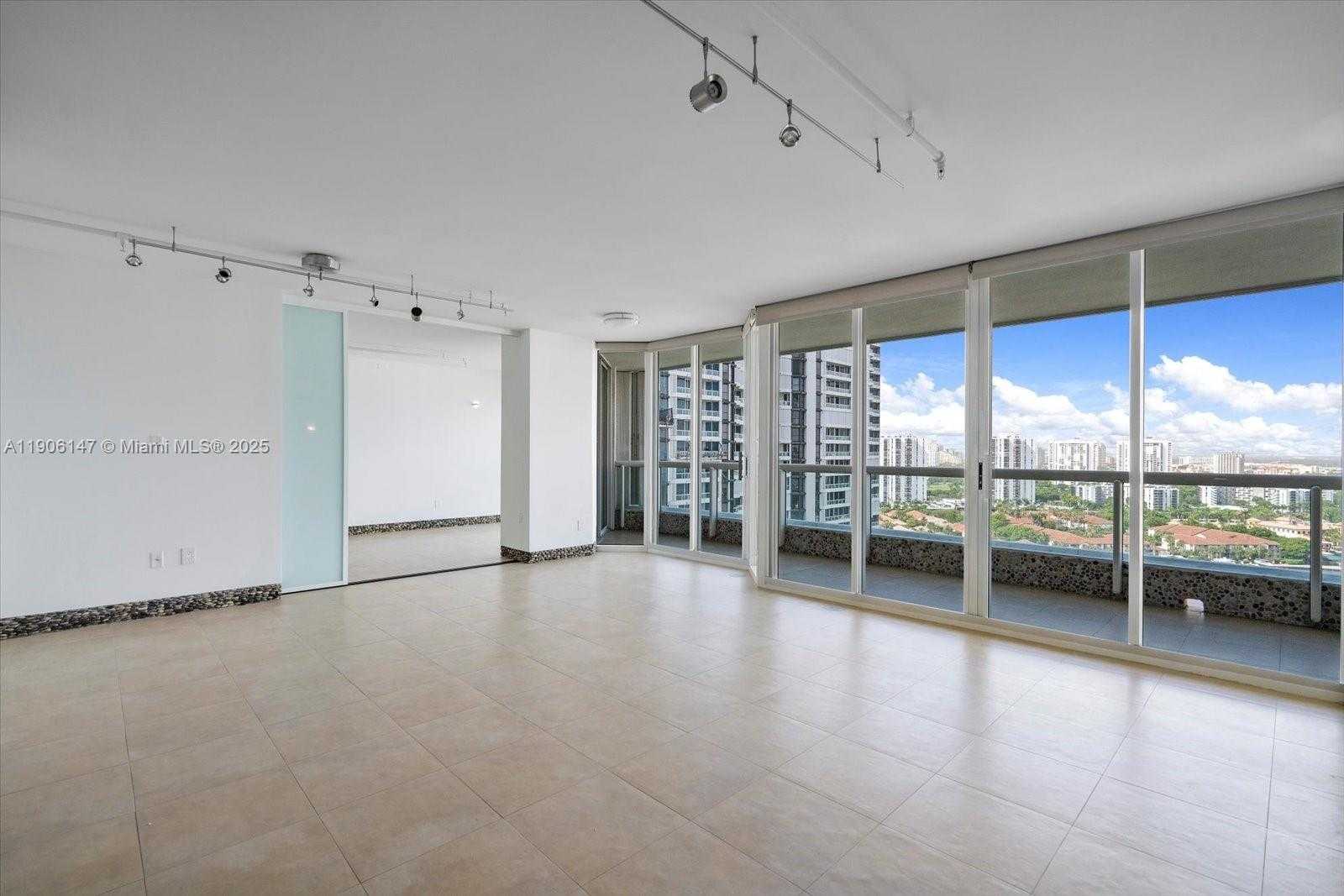 Small Image of 21205 NORTH EAST 37TH AVE #2204, Aventura Number 17