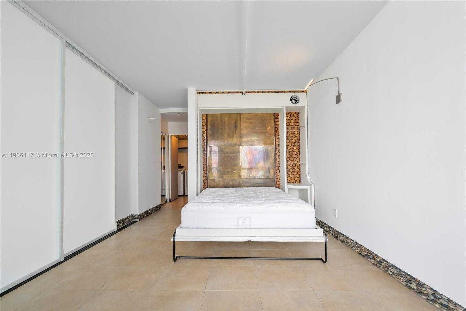 Small Image of 21205 NORTH EAST 37TH AVE #2204, Aventura Number 25